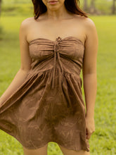 Load image into Gallery viewer, Dresses
